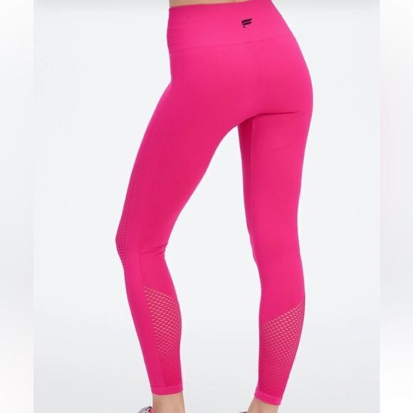 Fabletics Sync Seamless High-Waisted Perforated 7/8 Legging Plush Pink M NWT pkg - Picture 2 of 6